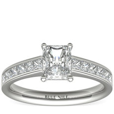 Bague de fiançailles en diamant taille princesse serti calibré en platine(1/2 carat, poids total)